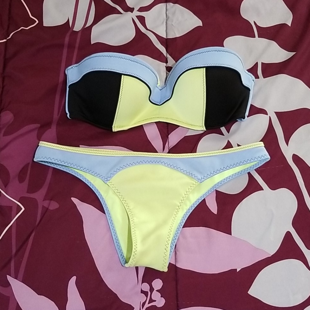 VS swim suit bikini